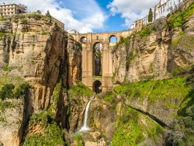 Ronda (Málaga). Visita bodega, menú gastronómico maridado y  un entorno increible